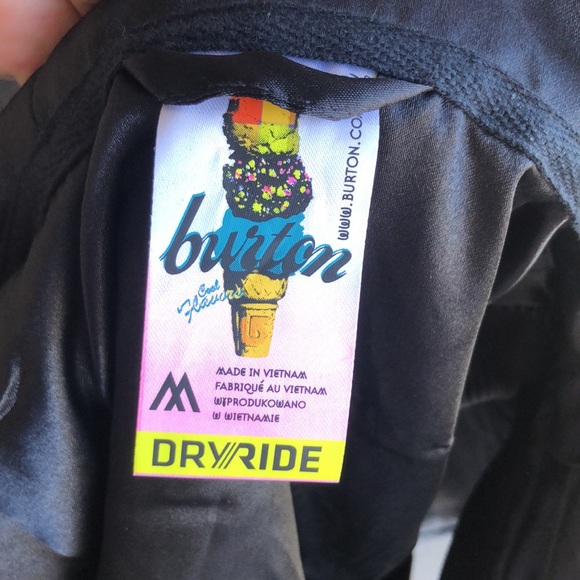 Burton Vest - Picture 8 of 12